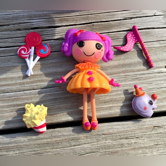 LALALOOPSY Ferris Wheel Peanut Big Top Tippy Harmony Mini Dolls Pets Accessories - Picture 6 of 14